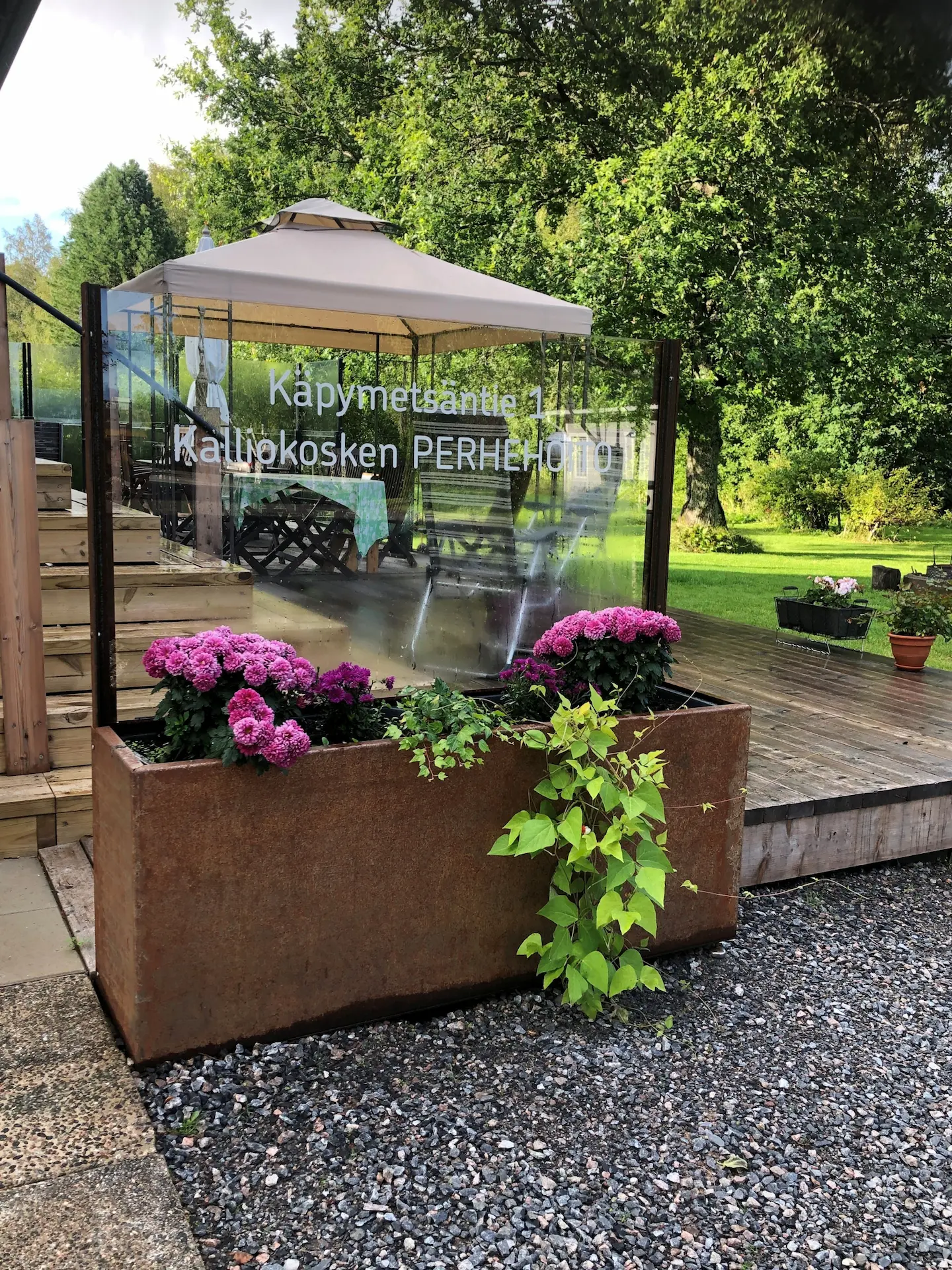 Acaos tuulisuoja Kalliokosken Perhehoito